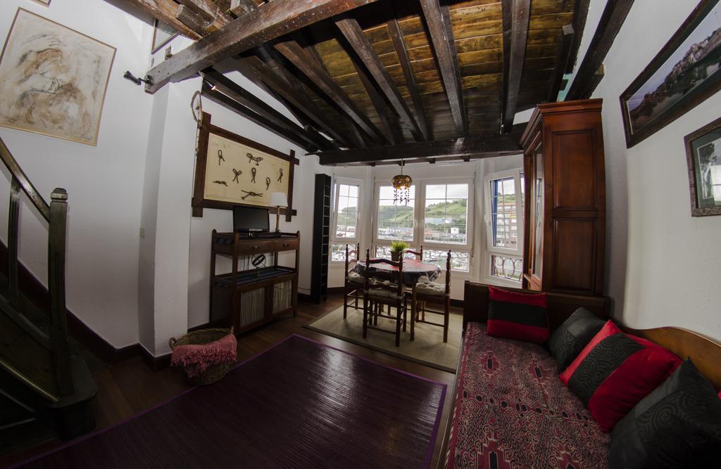 Andra Mari Portua Apartment Bermeo Bagian luar foto